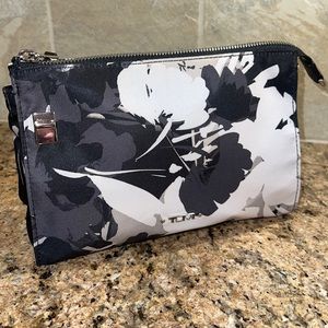 Tumi cosmetic bag